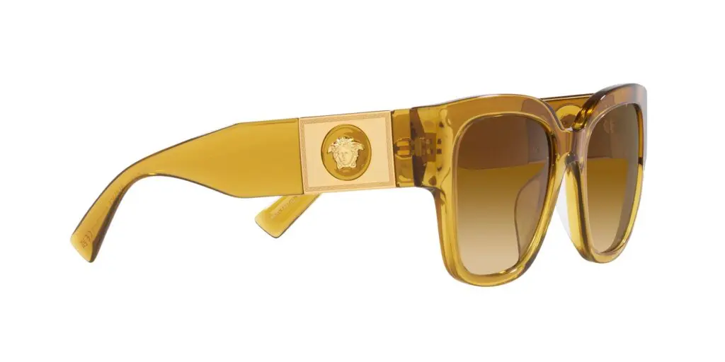 Gafas Versace: elegancia y estilo inigualables para esta temporada de vacaciones