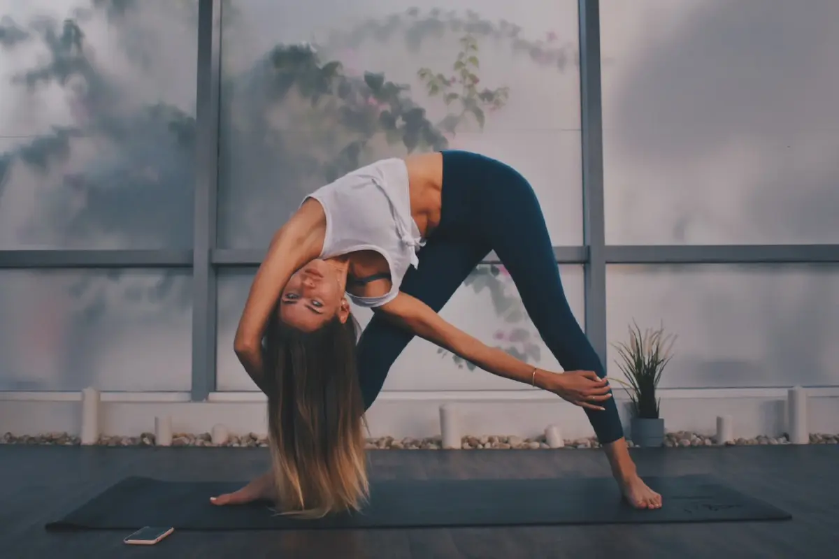 Recomendaciones y ejercicios sencillos para aliviar el dolor de espalda