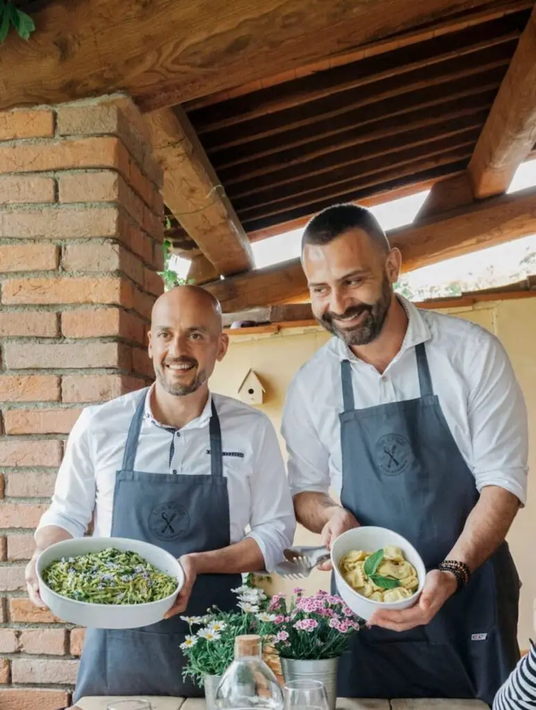 Viaje y conozca las costumbres de los países con Airbnb desde su casa airbnb