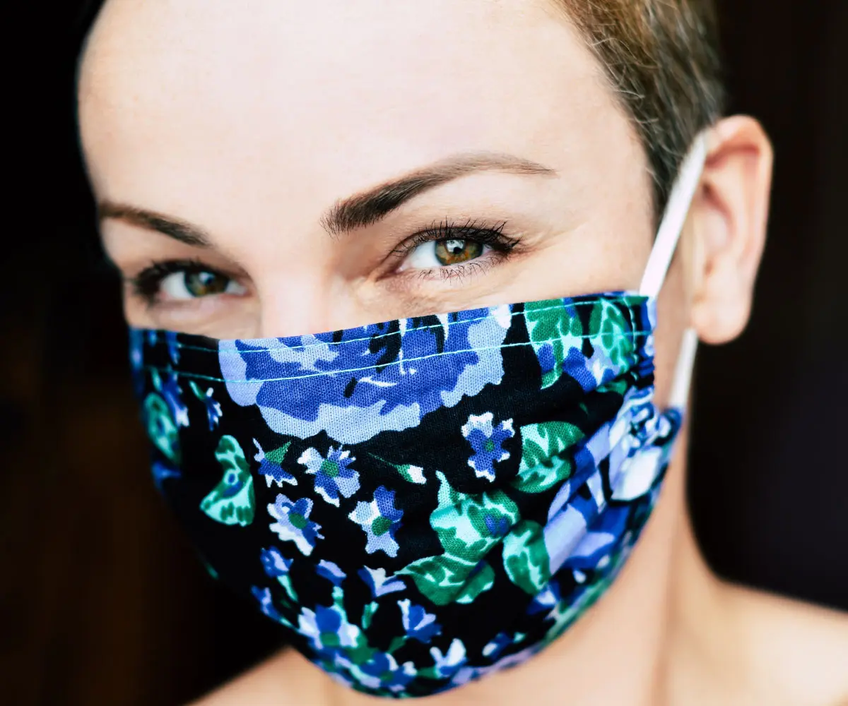 Tapabocas mujer ojos
