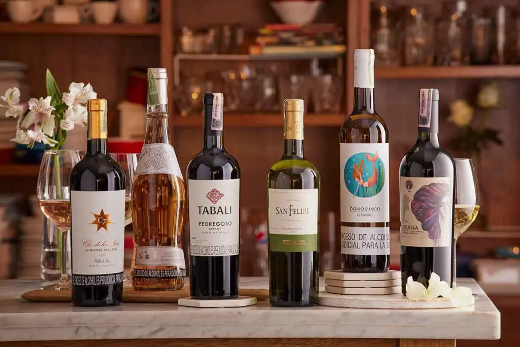 Una exquisita selección de vinos ideales para brindar por la vida con privilegios davivienda