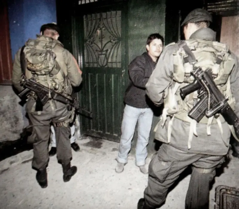 Un largo viaje hacia la noche bogotana, por Mario Mendoza Un largo viaje hacia la noche bogotana, por Mario Mendoza