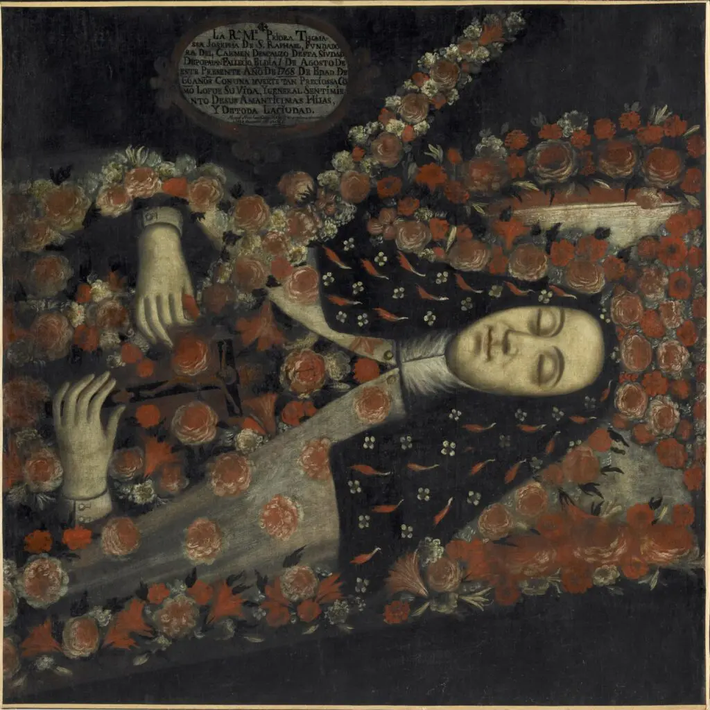 La historia secreta detrás de las flores de las monjas coronadas