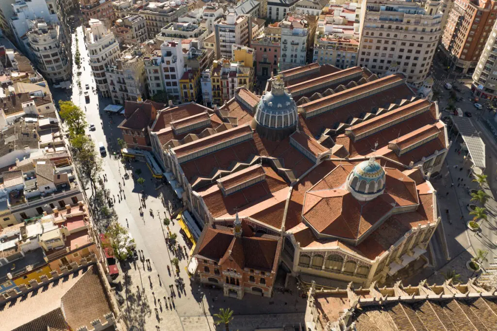 Un viaje de inmersión al corazón de Valencia, una ciudad inspiradora y única