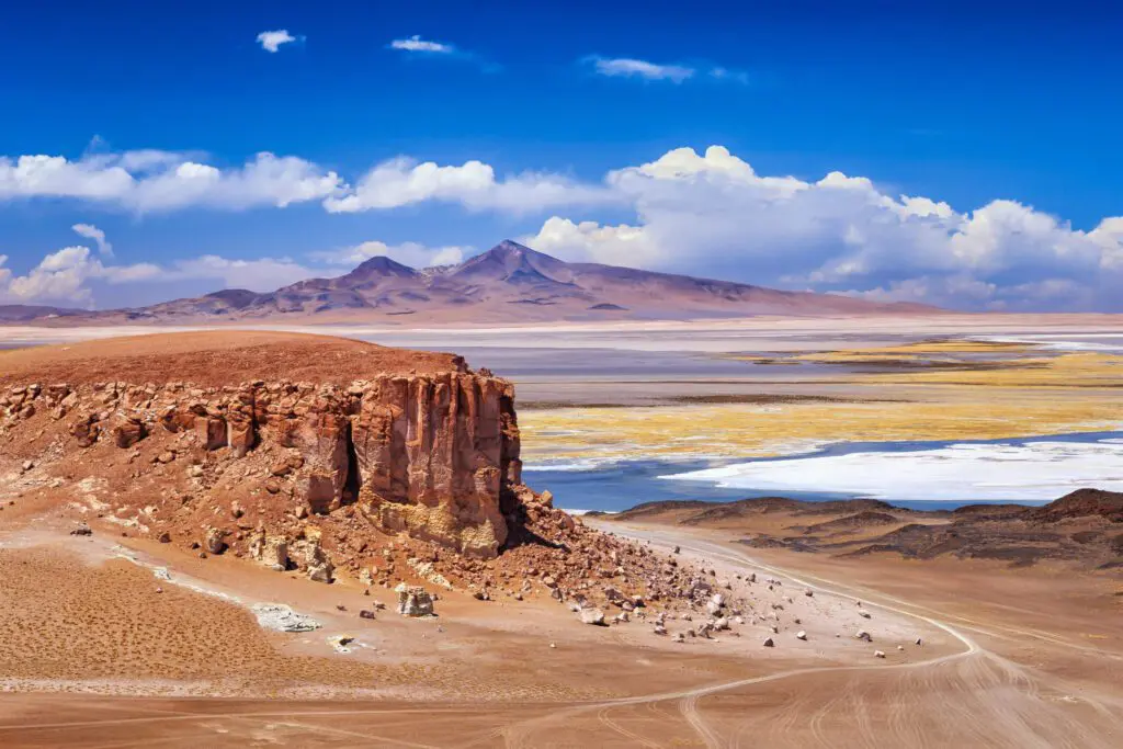 Estas son las cuatro joyas latinoamericanas que entraron a la lista de los destinos más cool del mundo Desierto de atacama, chile