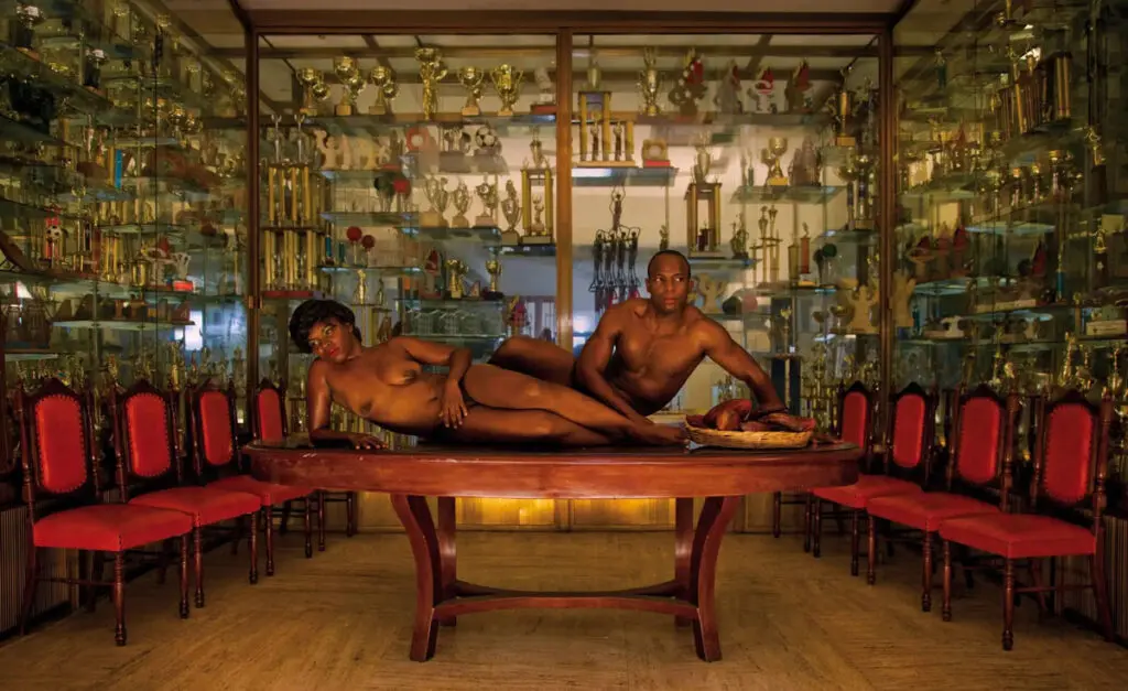 Ensayando la postura nacional (el cacao), 2010. Alexander apóstol.