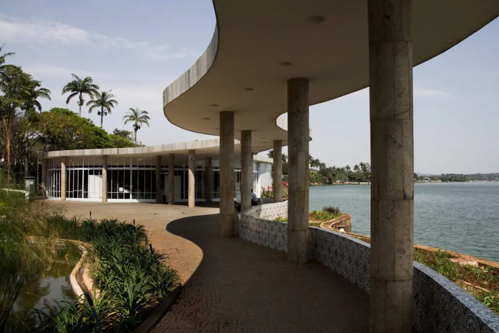 Belo horizonte: una ciudad con gastronomía, arte y arquitectura que sorprende Iglesia de san francisco de asís