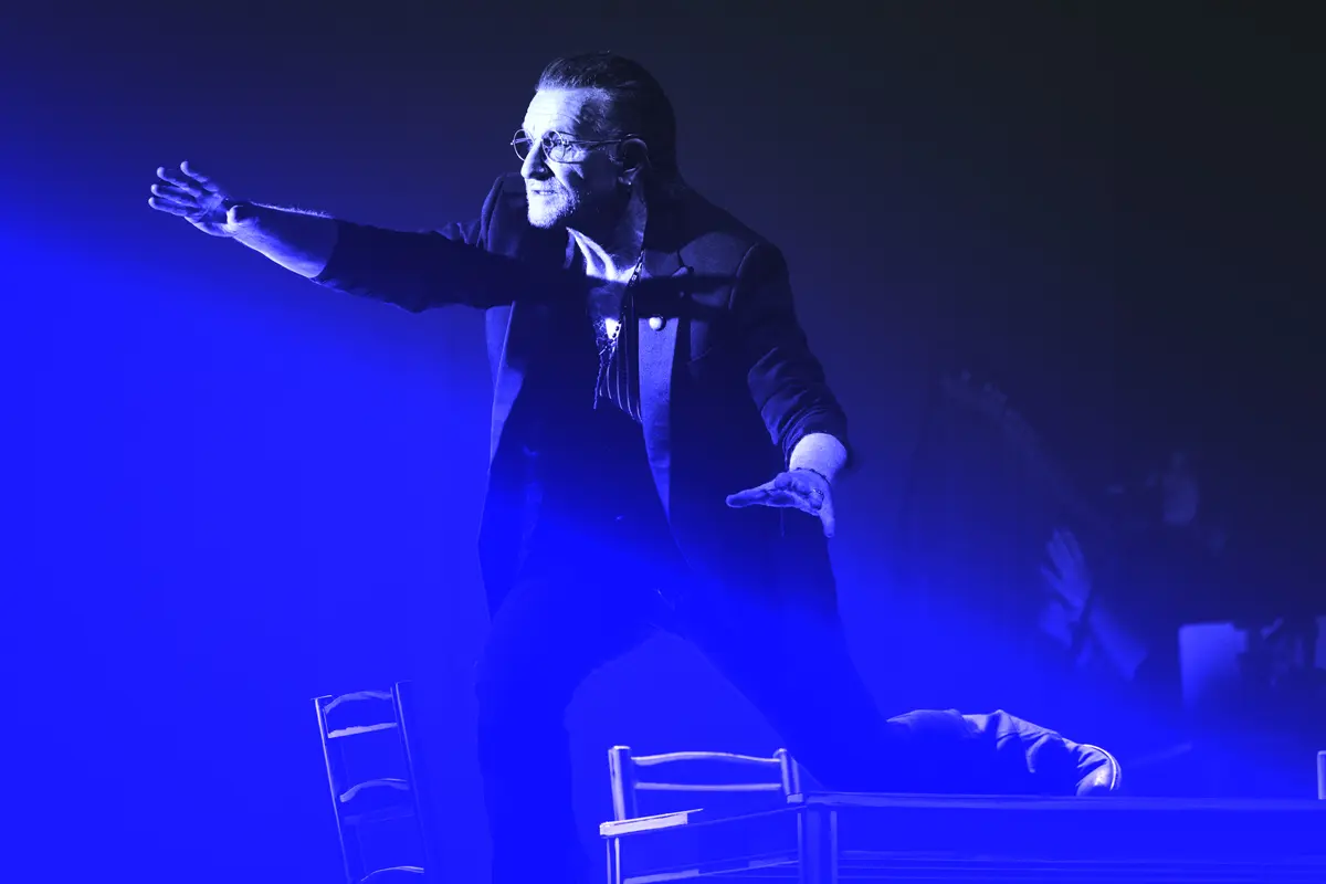 Bono en su espectáculo más personal: Stories Of Surrender