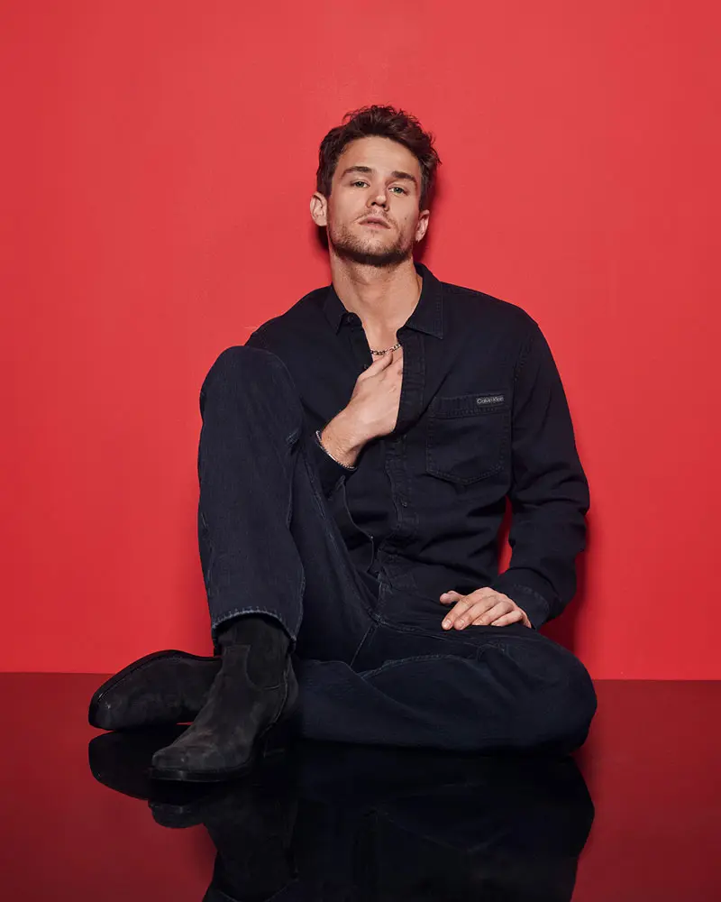 Brnadon Flynn calvin klein navidad