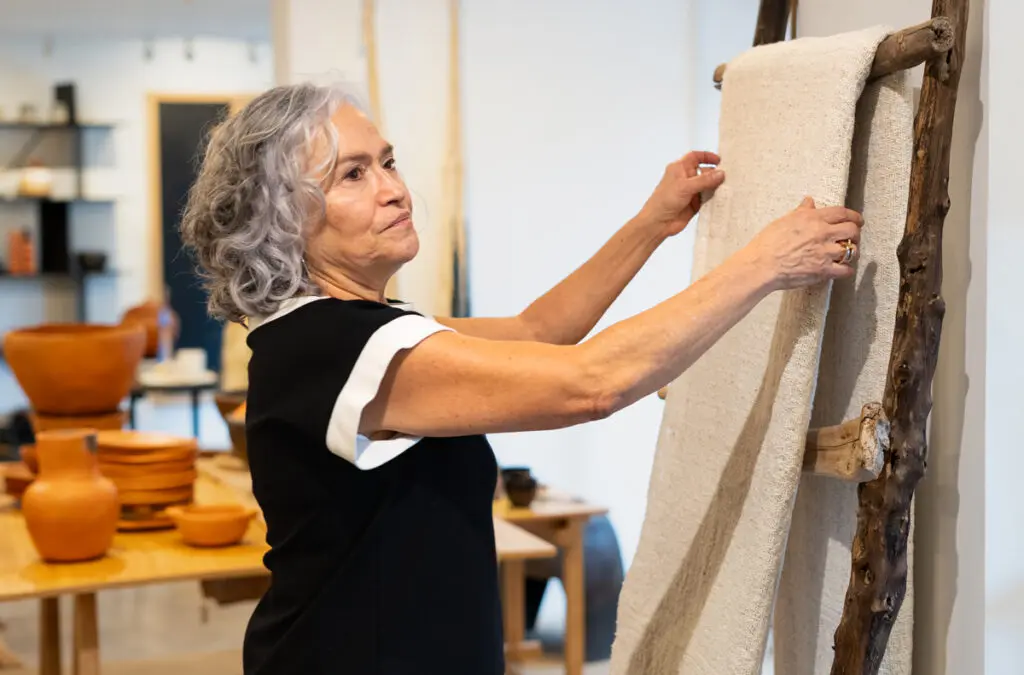 La tejedora valentina hoyos aristizábal en villegas editores.