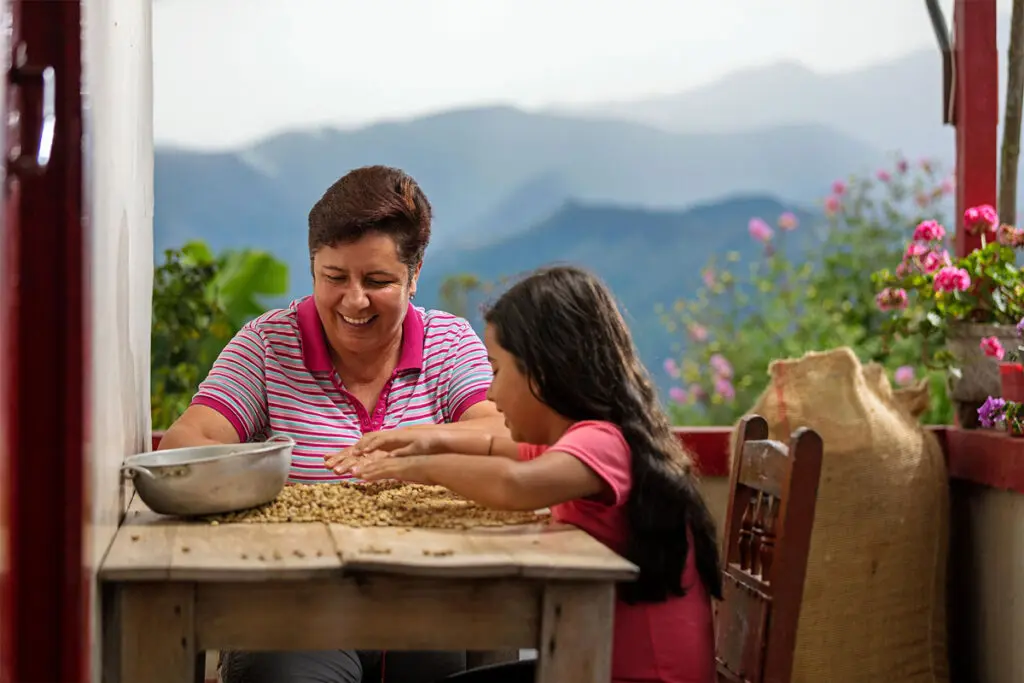 Conozca cómo comprar el mejor café de colombia a un solo clic Cafetero