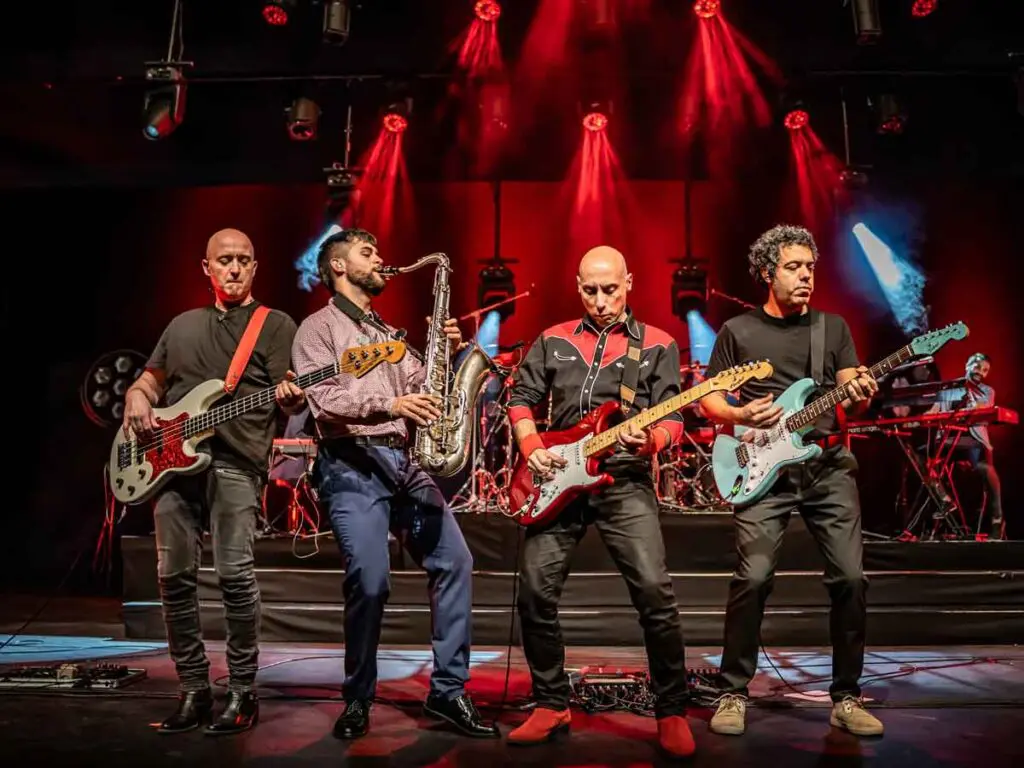 Brothers in band se presenta en el teatro cassia el próximo 15 de junio.