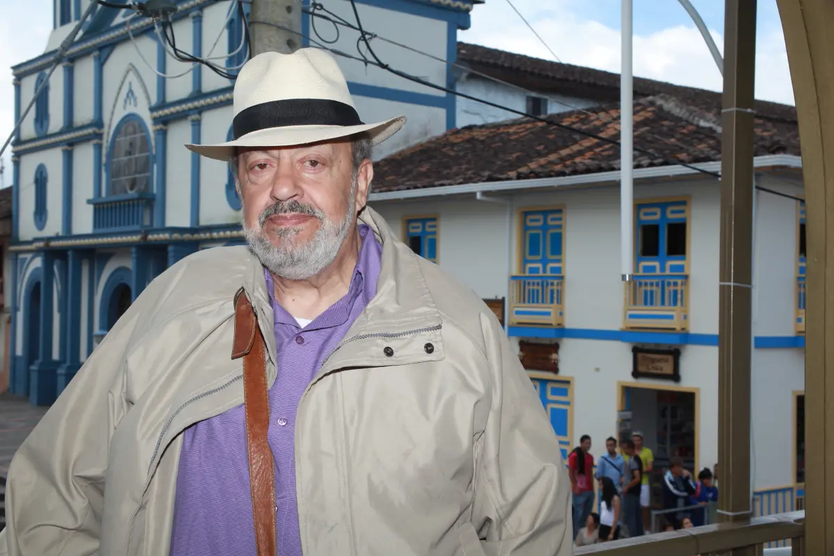 Allá tee spero Carlos