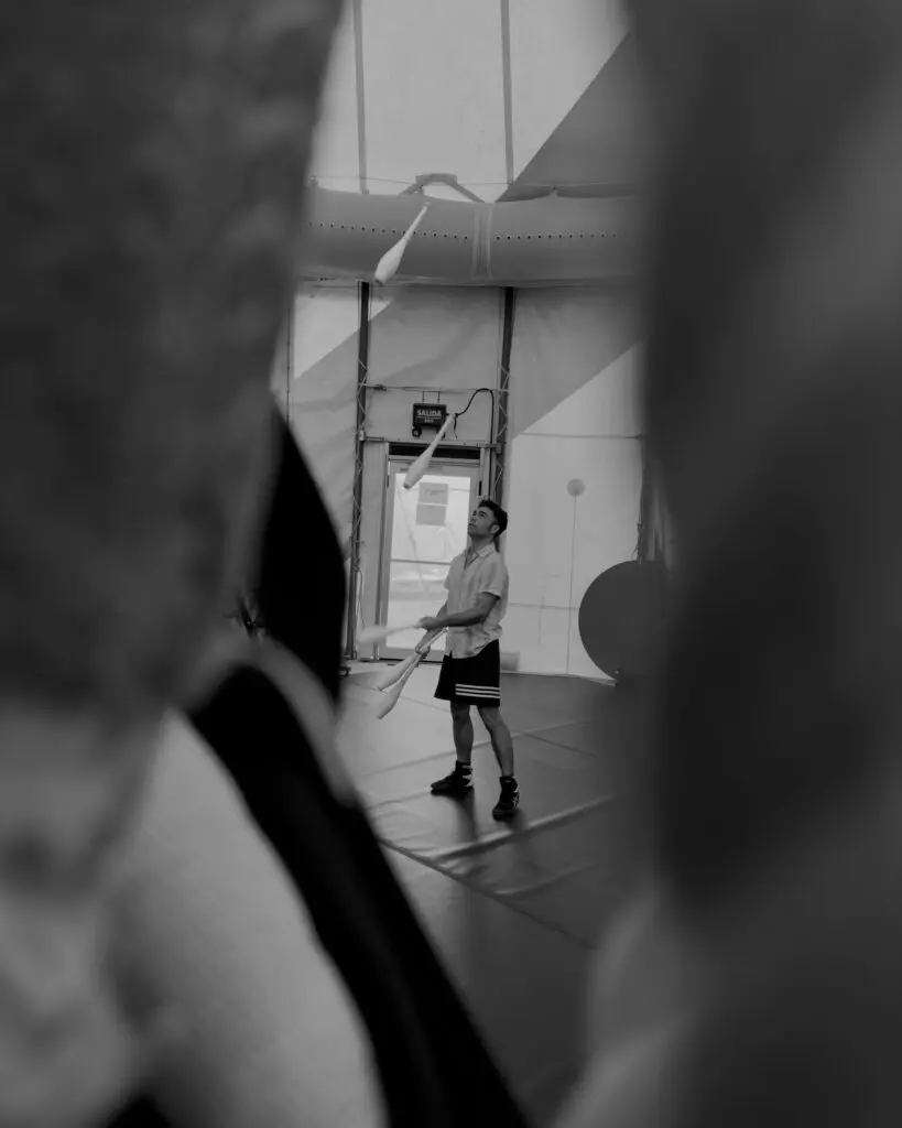 El Circo del Sol: así es el espectáculo tras bambalinas circo del sol backstage