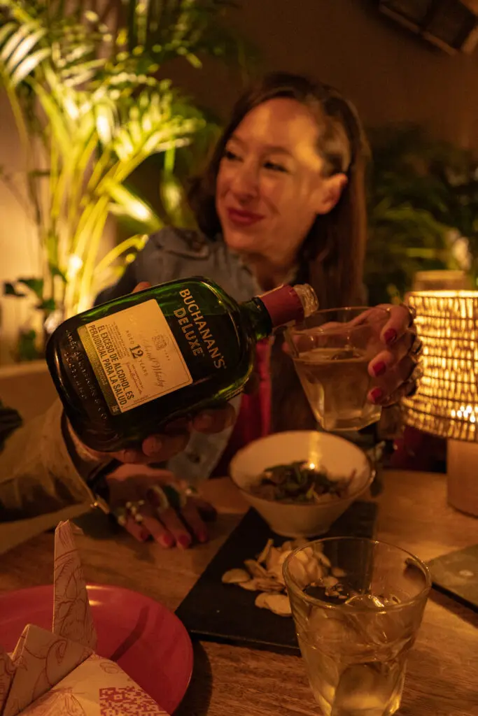 Tres cocteles con whisky por claudia bahamón, diana gamboa y catalina garcía