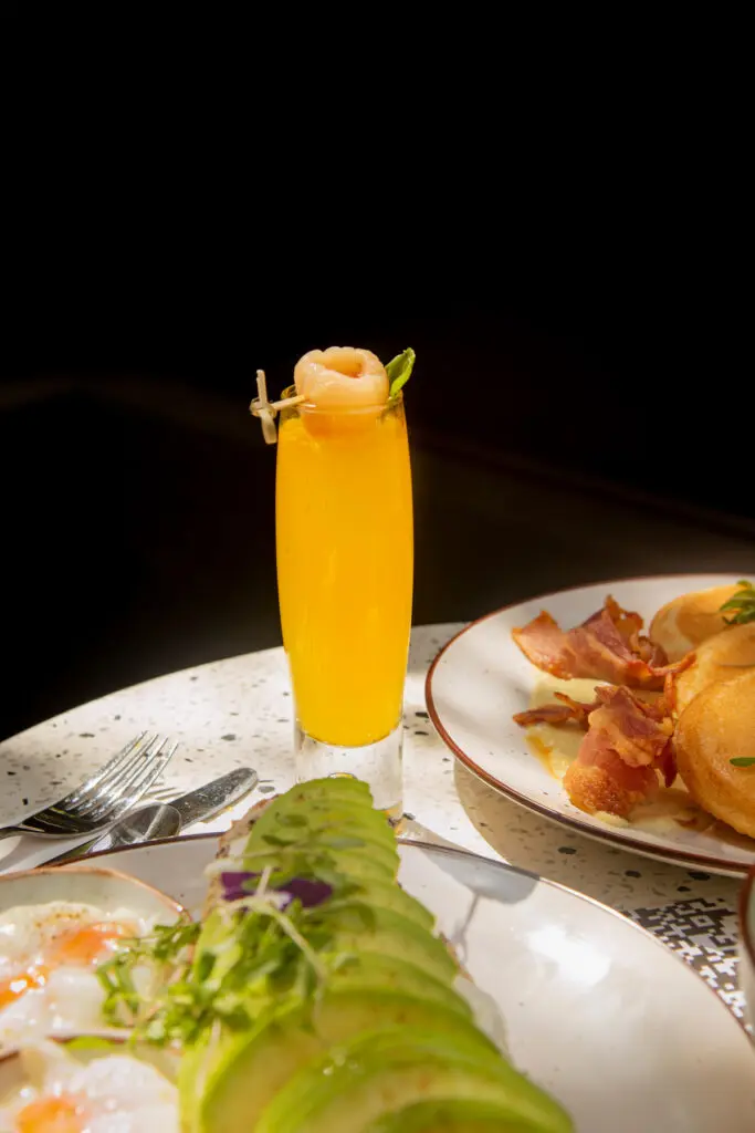 Yardins: un oasis en bogotá para comer bien, compartir en familia y disfrutar al sol