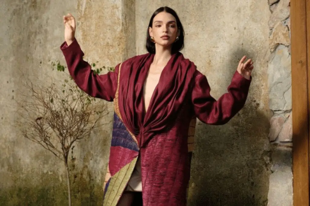 Isabella pérez: la colombiana nombrada la mejor diseñadora del año en china Isabella pérez: la colombiana nombrada la mejor diseñadora del año en china