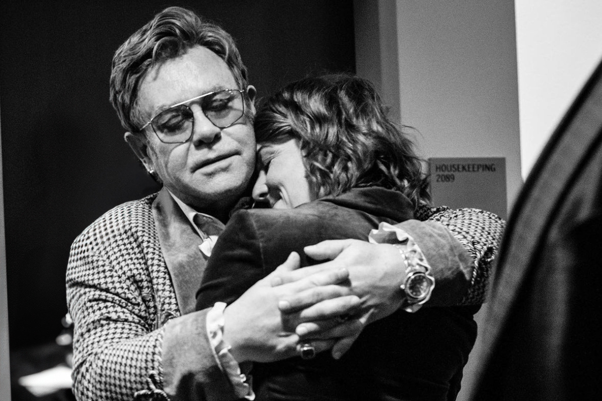 Never Too Late de Elton John y Brandy Carlile