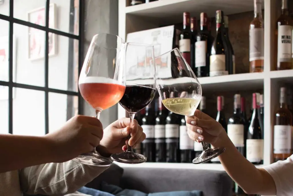 Cava wine shop vino