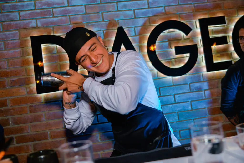 Andrés kisic: el mejor bartender del país que representará a colombia en world class 2023 Andrés kisic: el mejor bartender del país que representará a colombia en world class 2023