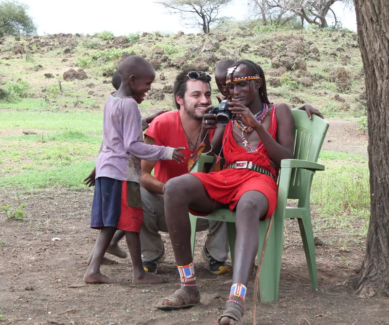 Estos dos colombianos lo dejaron todo para cumplir sus sueños Estos dos colombianos lo dejaron todo para cumplir sus sueños