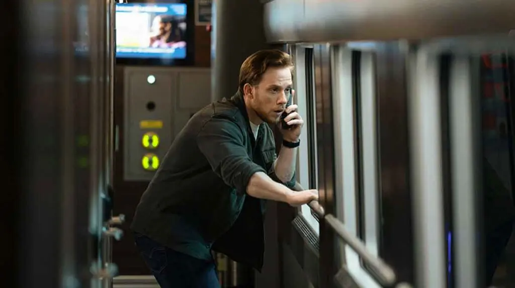 Joe cole en la serie nightsleeper de universal+.