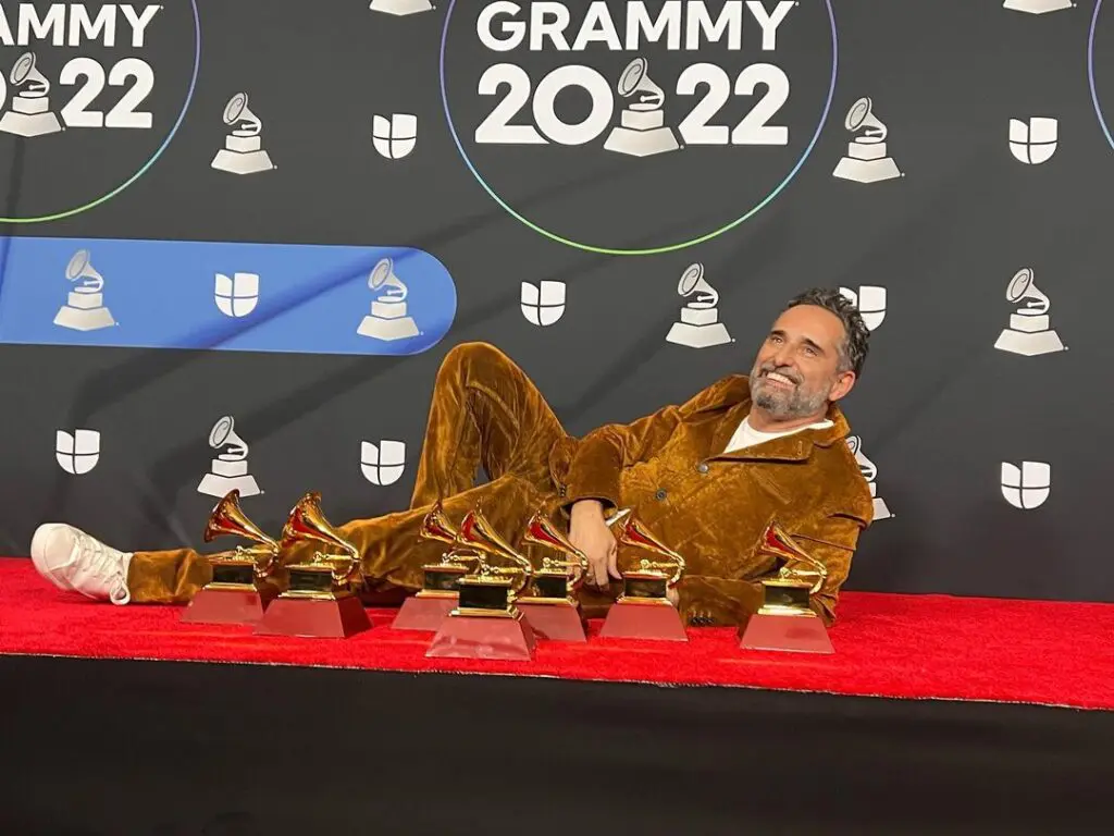 <strong>jorge drexler, rosalía y otros artistas que arrasaron en los latin grammy 2022</strong>