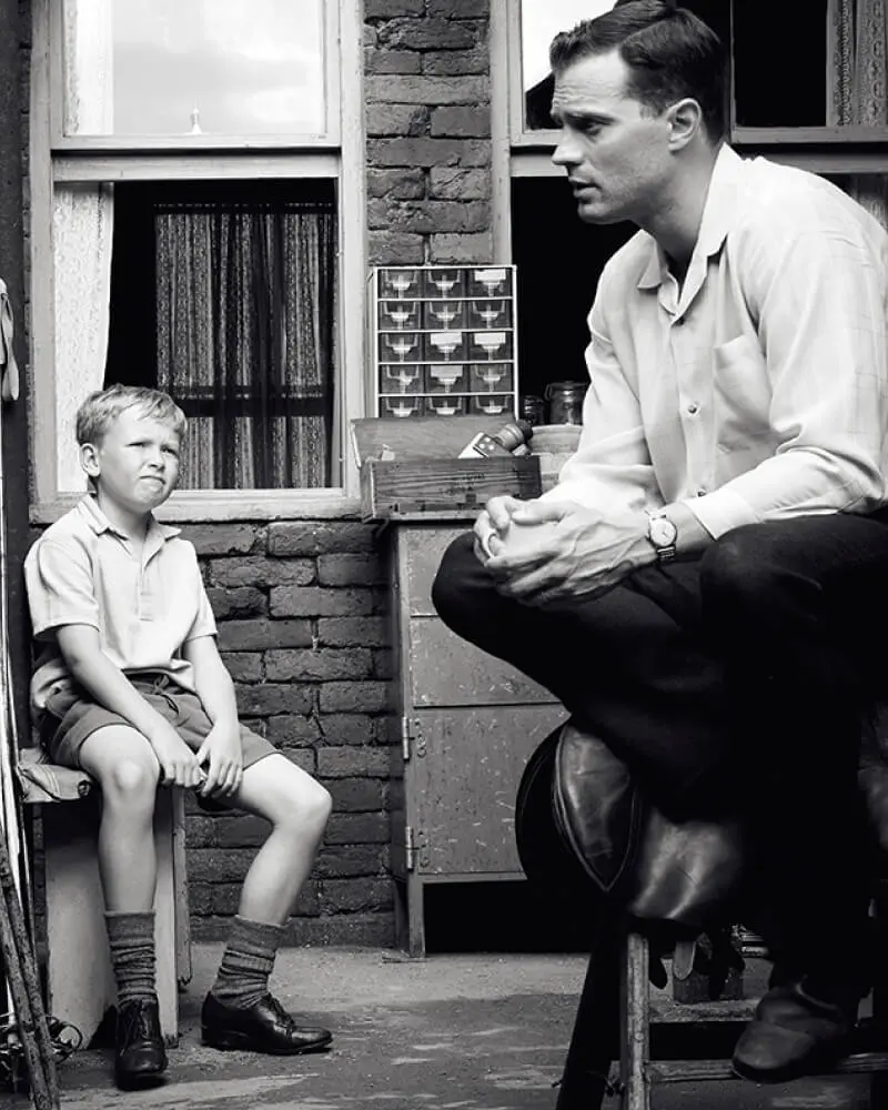 Belfast: un autorretrato de la guerra, la migración y la inocencia Jamie Norman Jude Hill Belfast