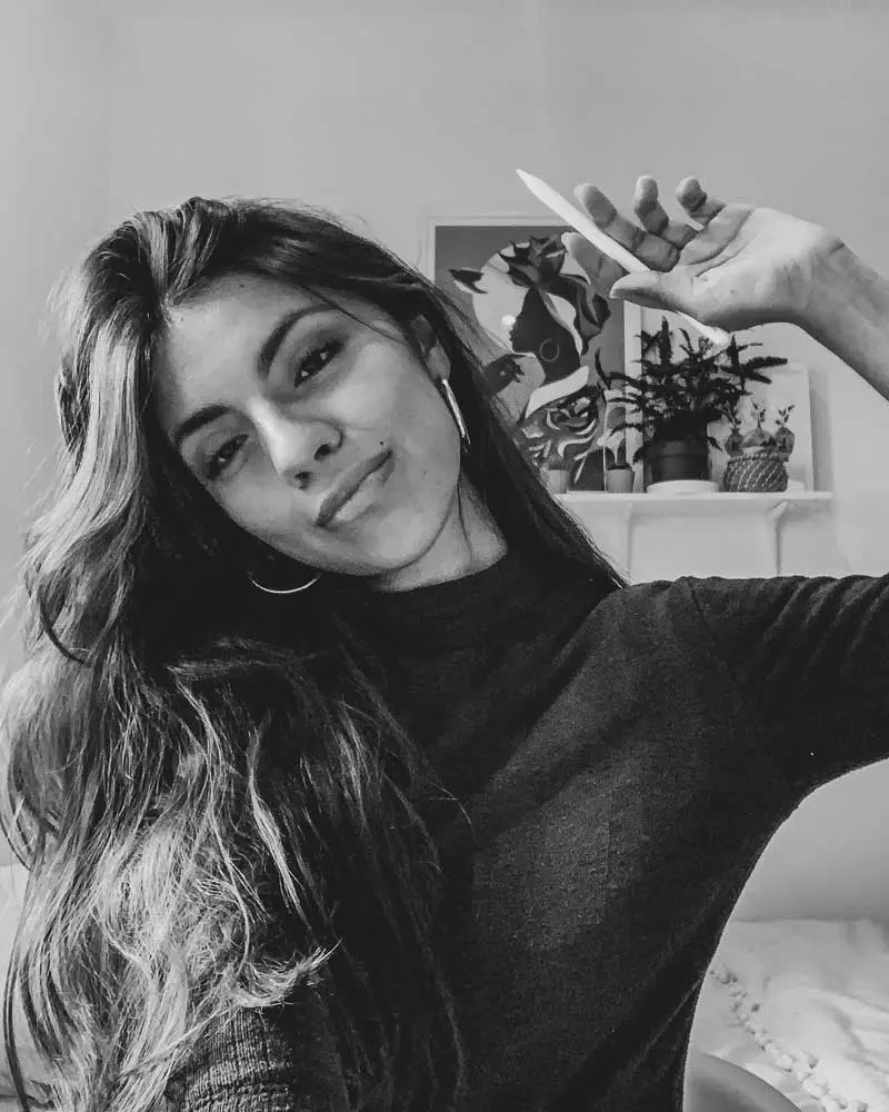 Seis artistas colombianas que triunfan en NFT Kelly Llanos