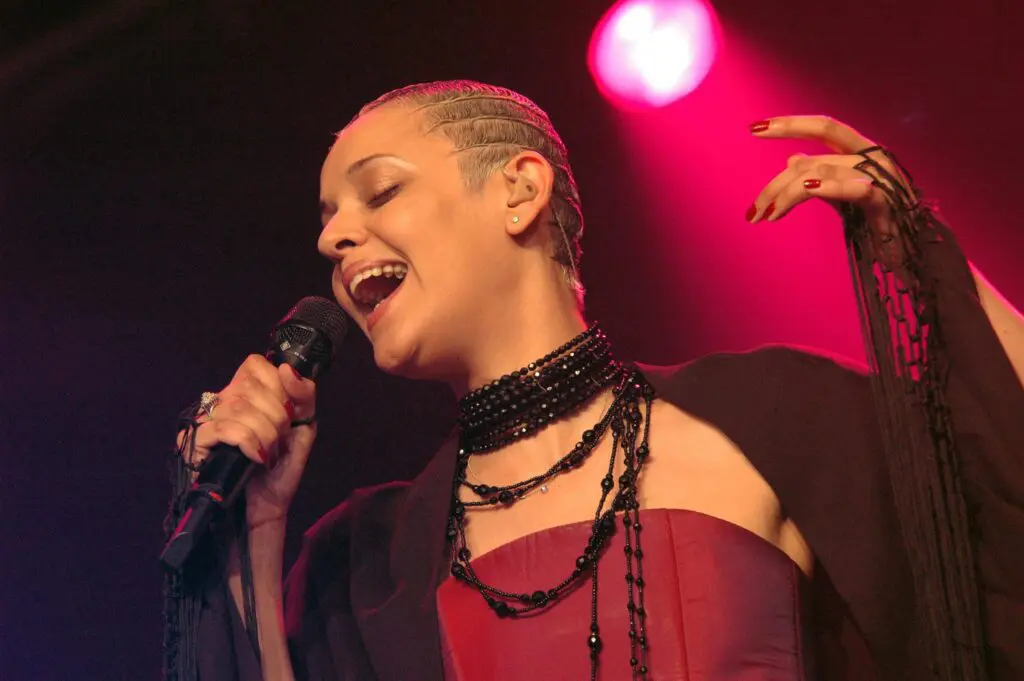'el fado es una música que habla de los sentimientos de la vida', mariza