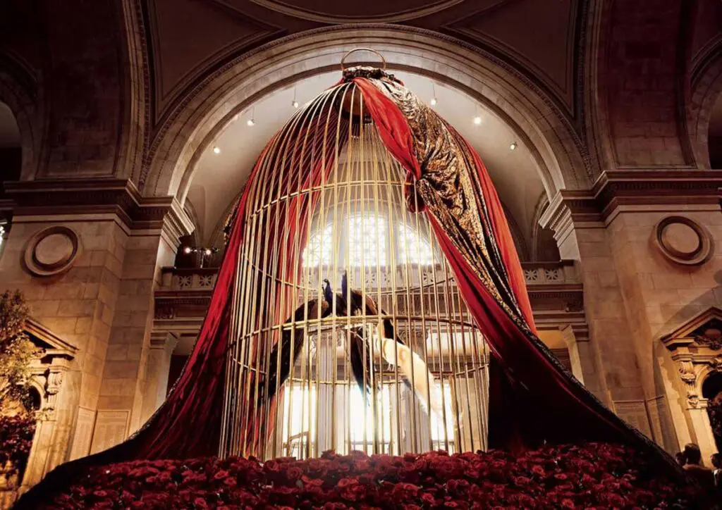 Met gala raul avila