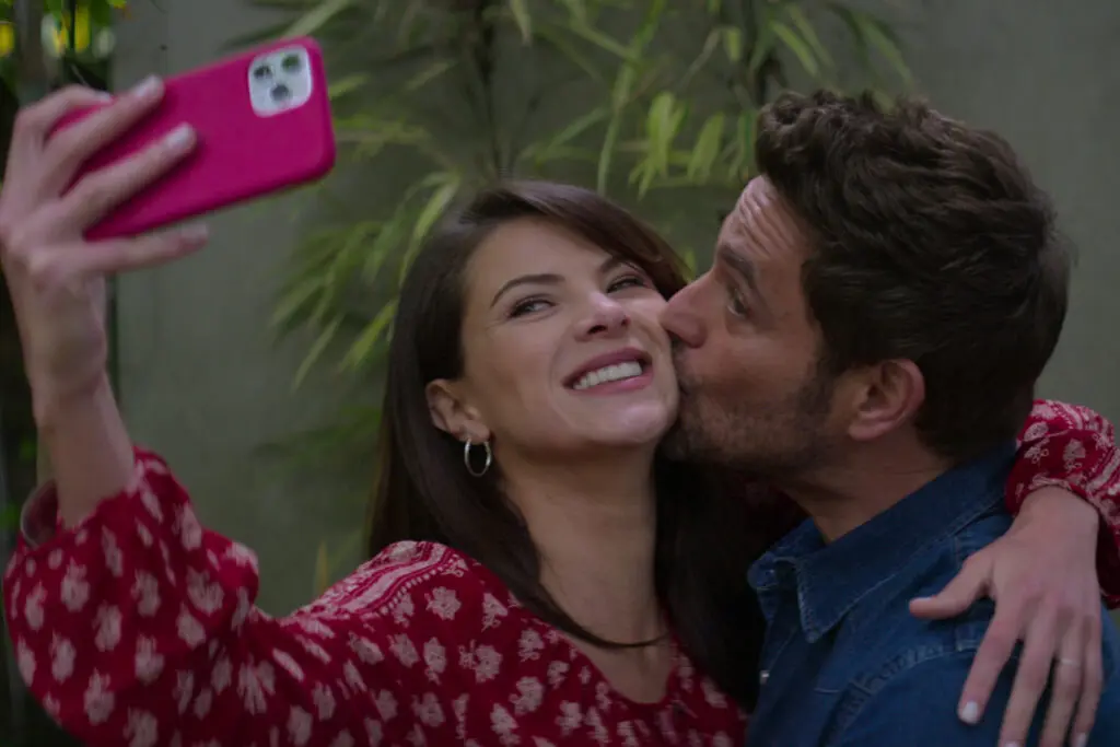 “Soy partidario de que el amor no tiene límite”: Michel Brown, protagonista de Pálpito Michel Brown Margarita Muñoz