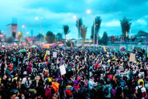 Paro Nacional: ¿Qué significa la bandera al revés?