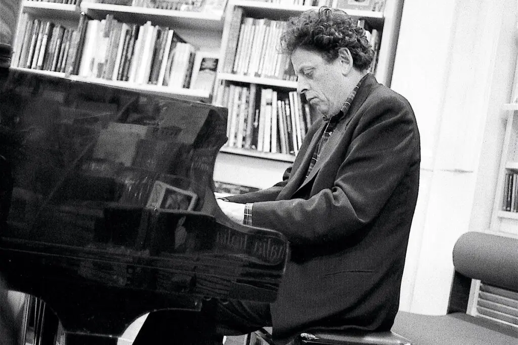 Lo nuevo de philip glass y su homenaje a antonio vivaldi Philip glass