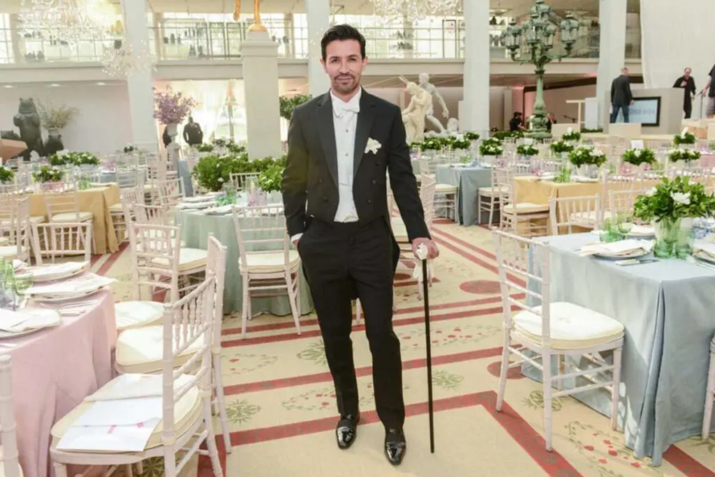 “a anna wintour le debo el ser quien soy”, raúl ávila, decorador de eventos colombiano Diseñadora colombianos