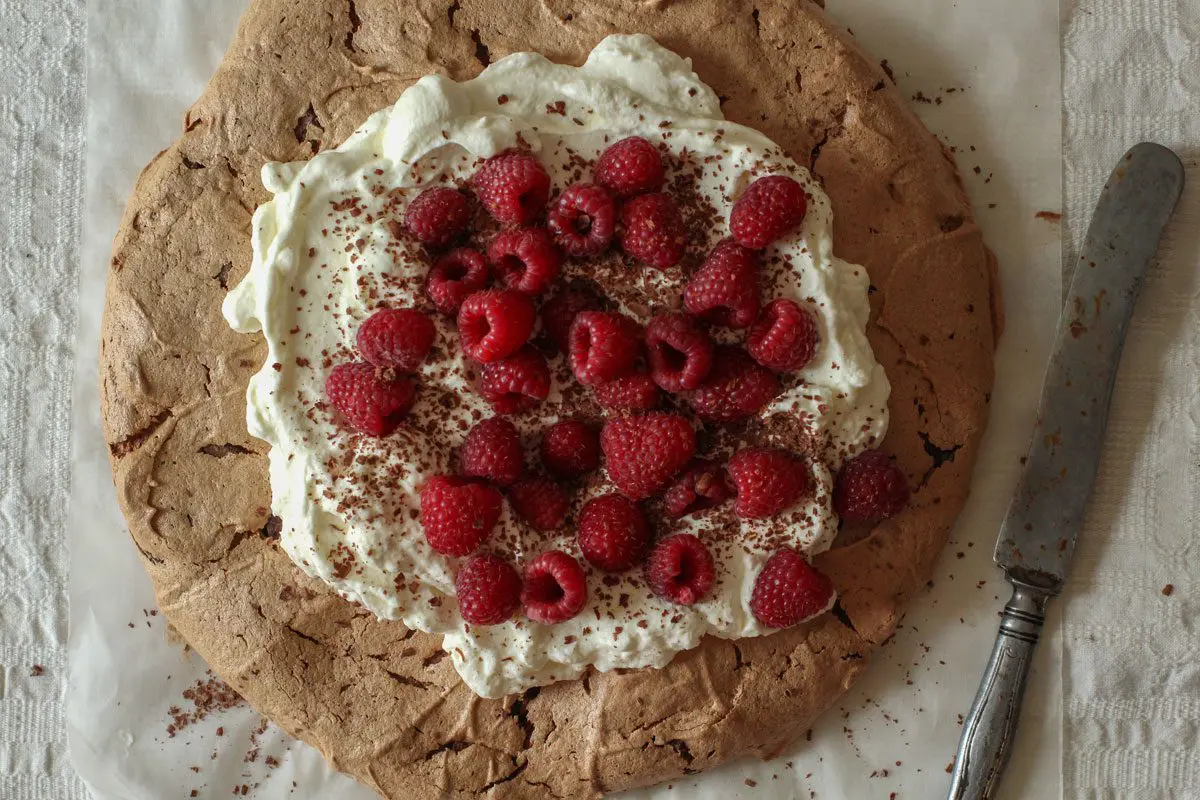 Pavlova de chocolate