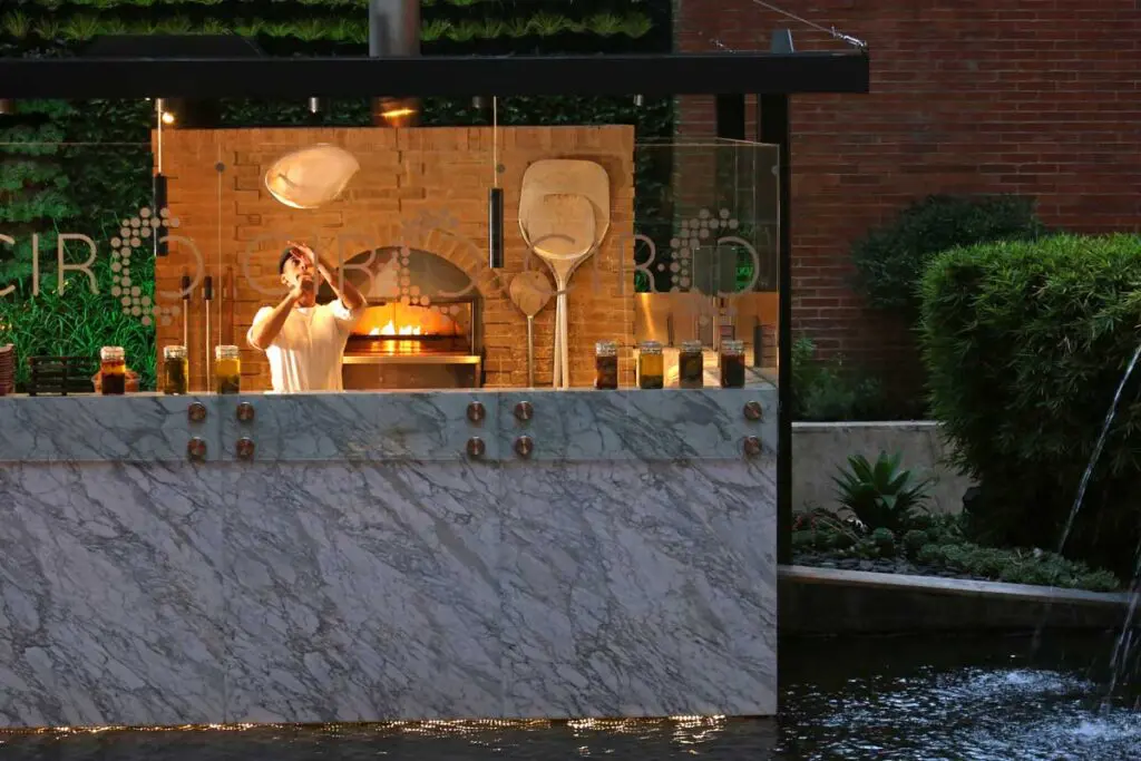 Cuatro restaurantes en bogotá con música en vivo Circo restaurante