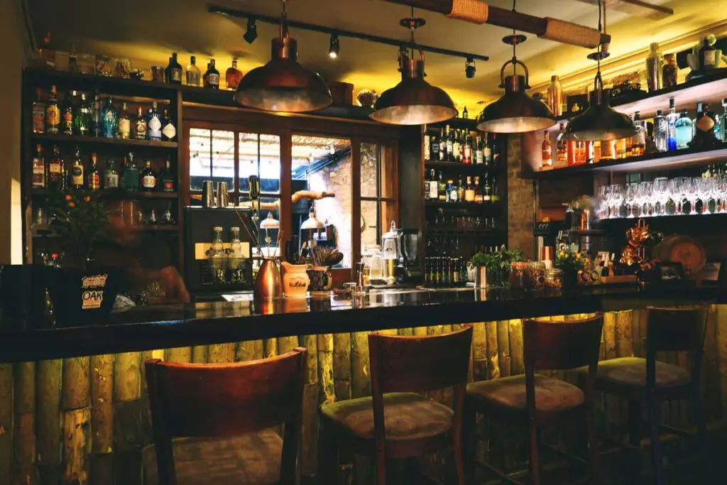 Cuatro restaurantes en bogotá con música en vivo Oak