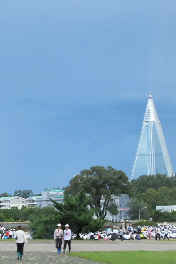 La historia del edificio abandonado más alto del mundo