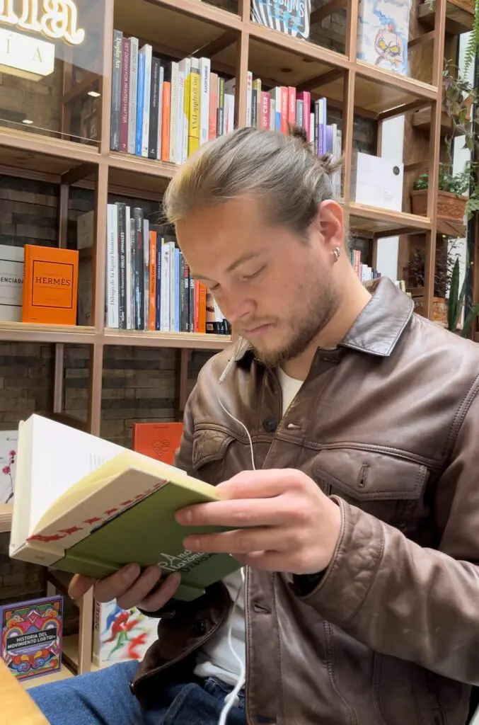 El futuro de la literatura colombiana es hoy El futuro de la literatura colombiana es hoy