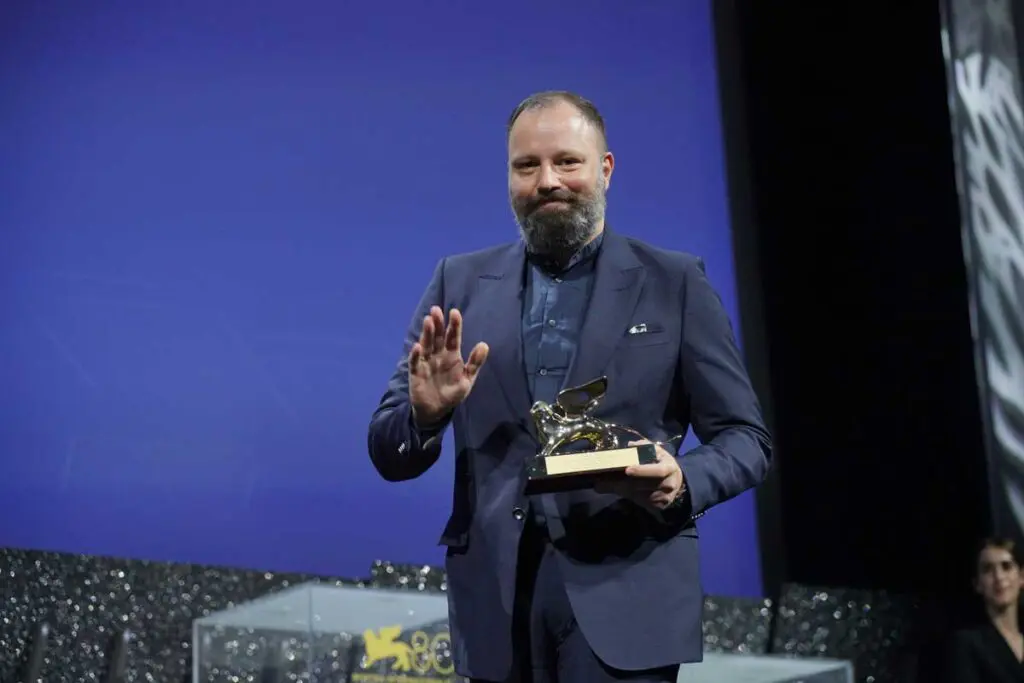 ‘poor things’: yorgos lanthimos habla sobre su extraña película con emma stone Sorgos lanthimos director