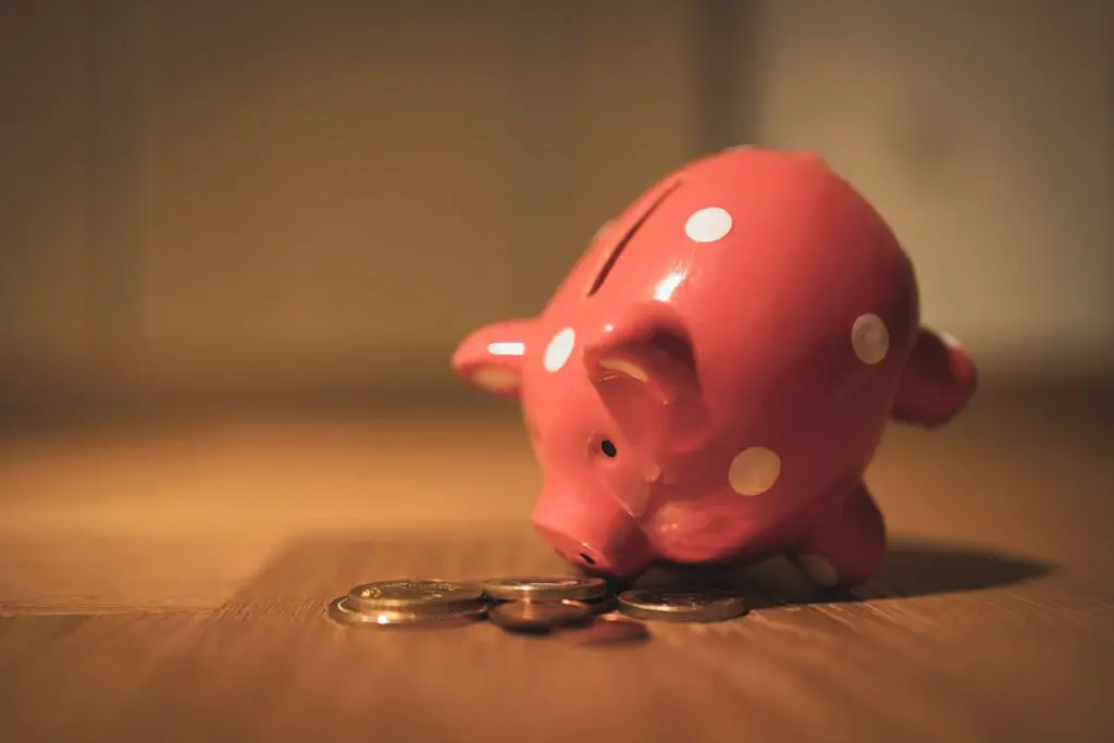 Siete cambios en su rutina que le ayudarán a ahorrar dinero