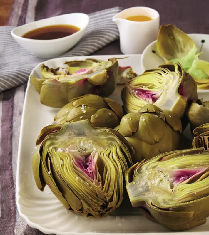 alcachofas_con_tres_salsas_800x900