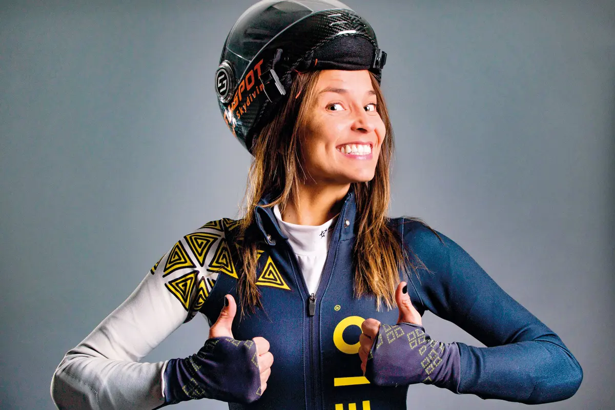 Ana aponte, la paracaidista colombiana que va por su segundo récord Ana aponte, la paracaidista colombiana que va por su segundo récord