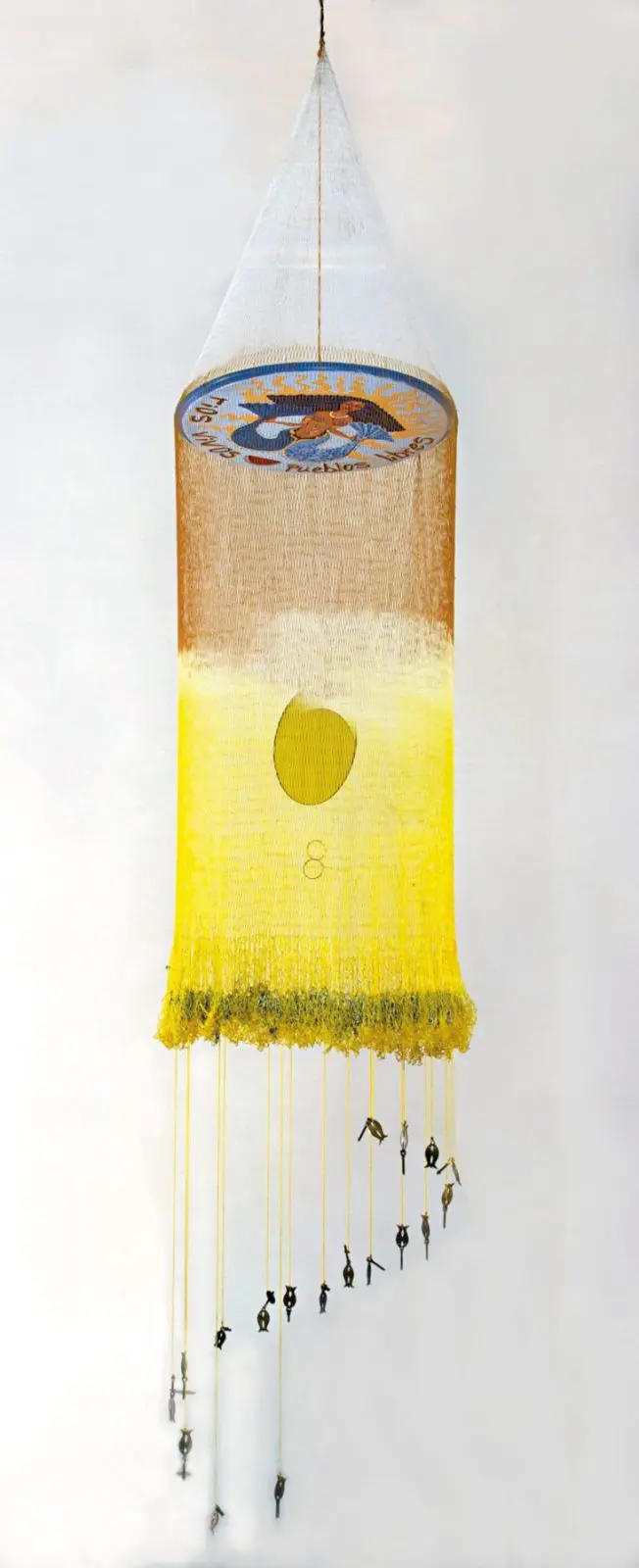 Carolina Caycedo: las atarrayas en las que cabe el universo