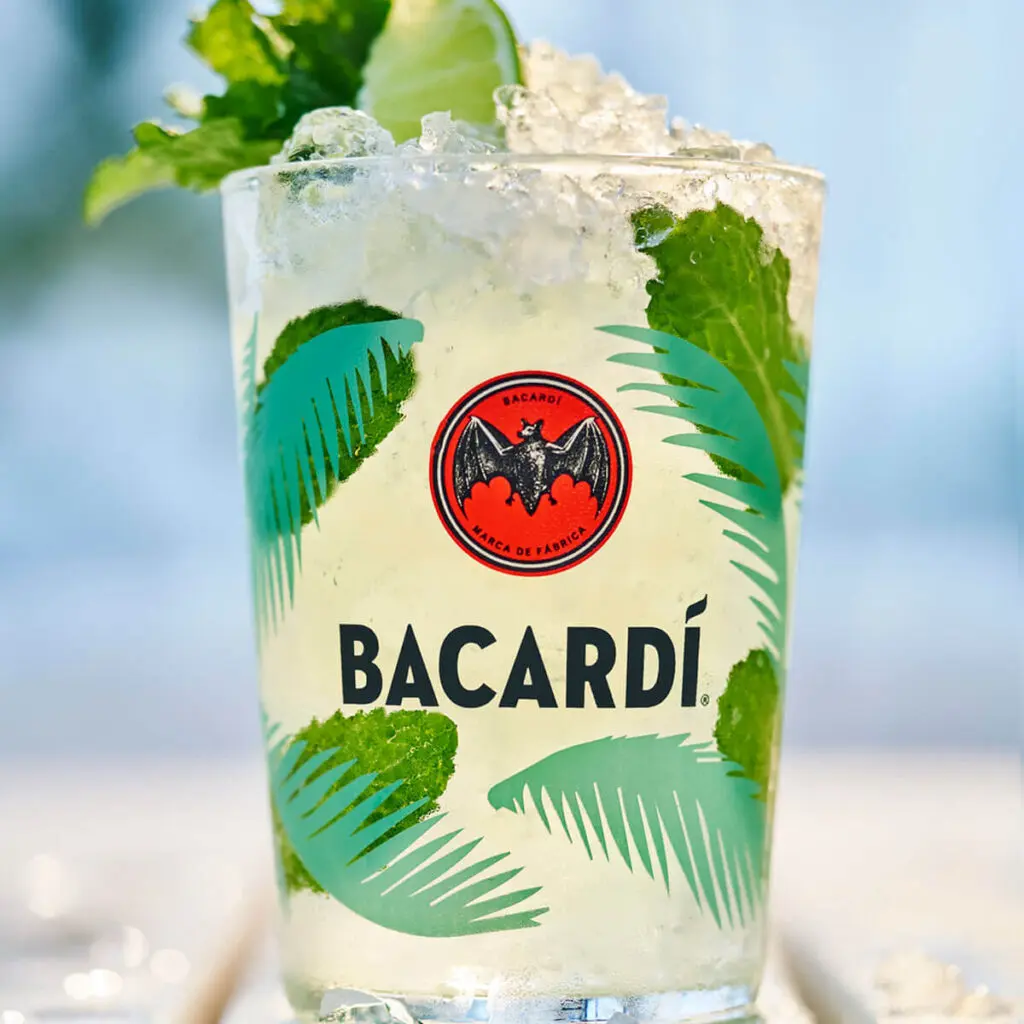 Ron Bacardí: historias, cocteles y secretos de la marca a 160 años de su creación