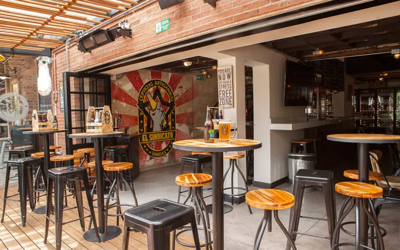 Cervecerías artesanales en Colombia: el club de la resistencia