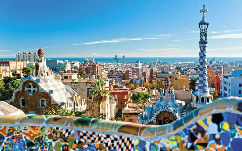 Cinco lugares para darle la bienvenida al 2022 Barcelona ciudades para viajar en 2022