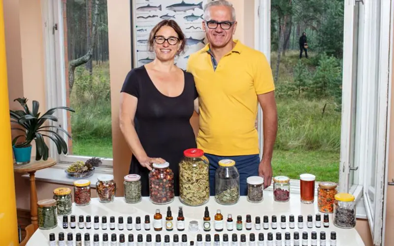 Happy Pills: “La felicidad está en comprar medicamentos que no necesitamos”