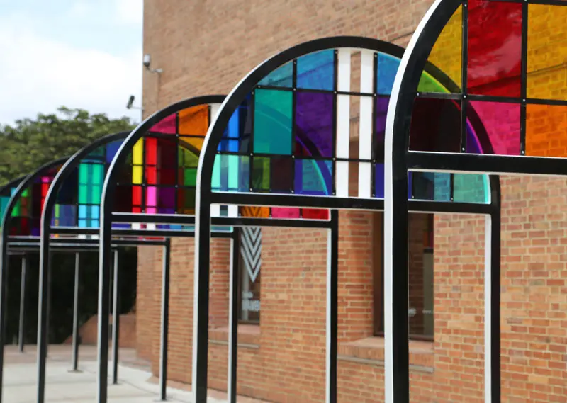 Daniel Buren, arte para tomarse el espacio público